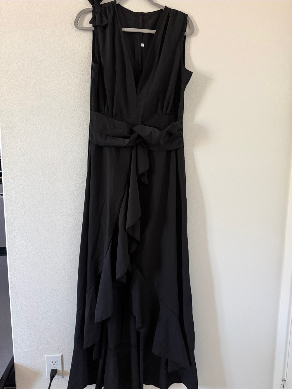 Black Sleeveless V-Neck Maxi Dress with Faux Waist Tie